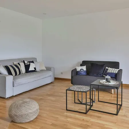 Villa Au Calme, Proche De La *