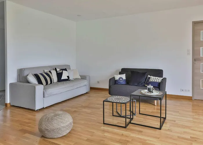 Vila Au Calme, Proche De La *